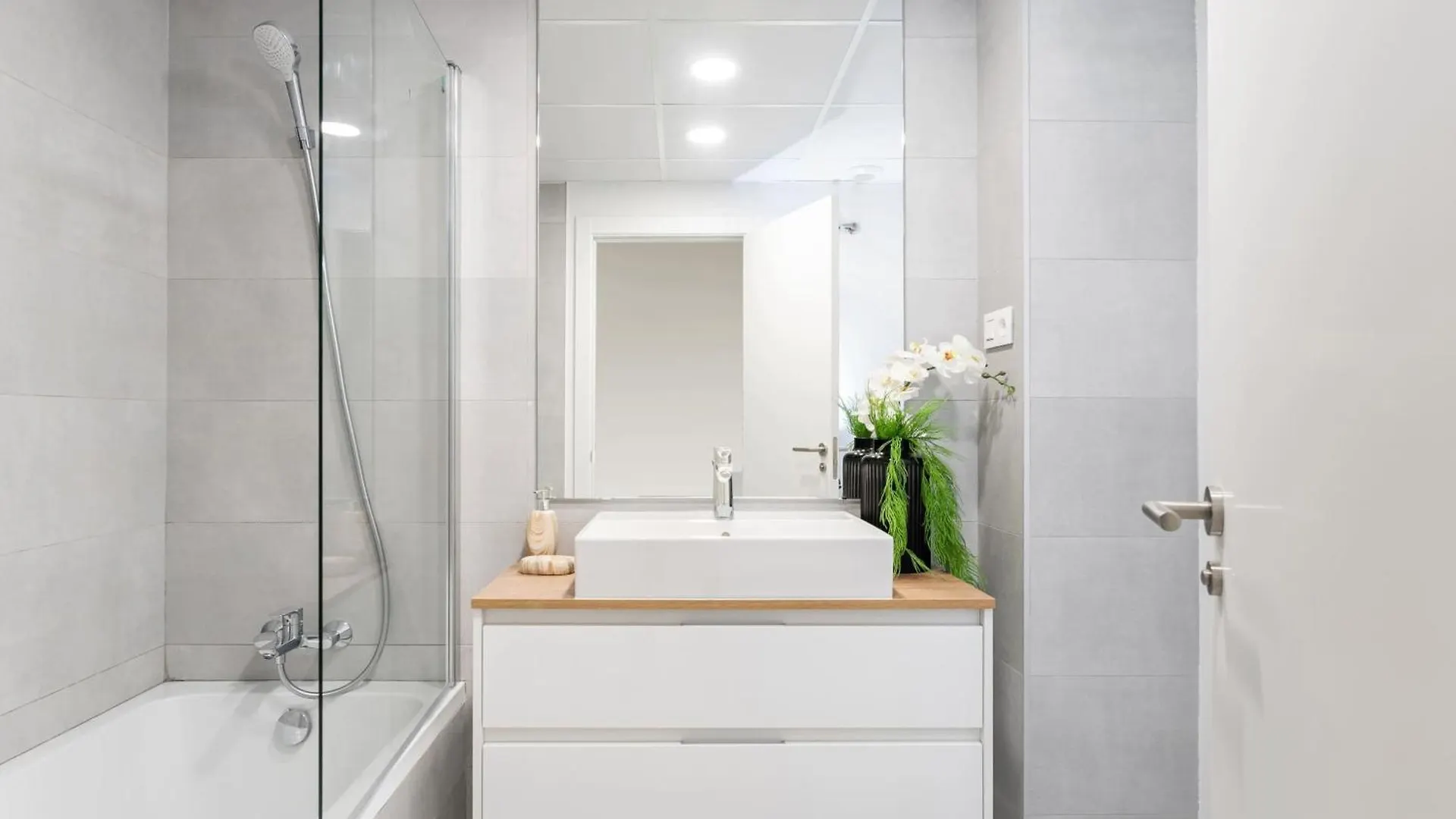 Vivi Homes - La Brisa Estepona Apartment